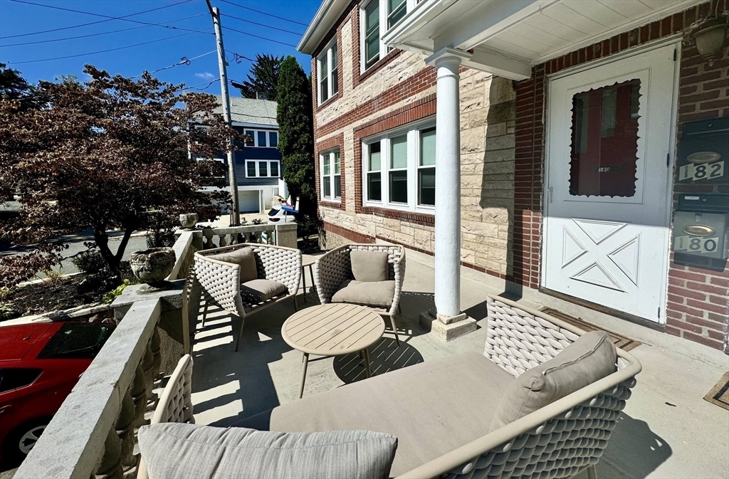 180 Medford St, Unit 1 in Arlington, MA - Building Photo
