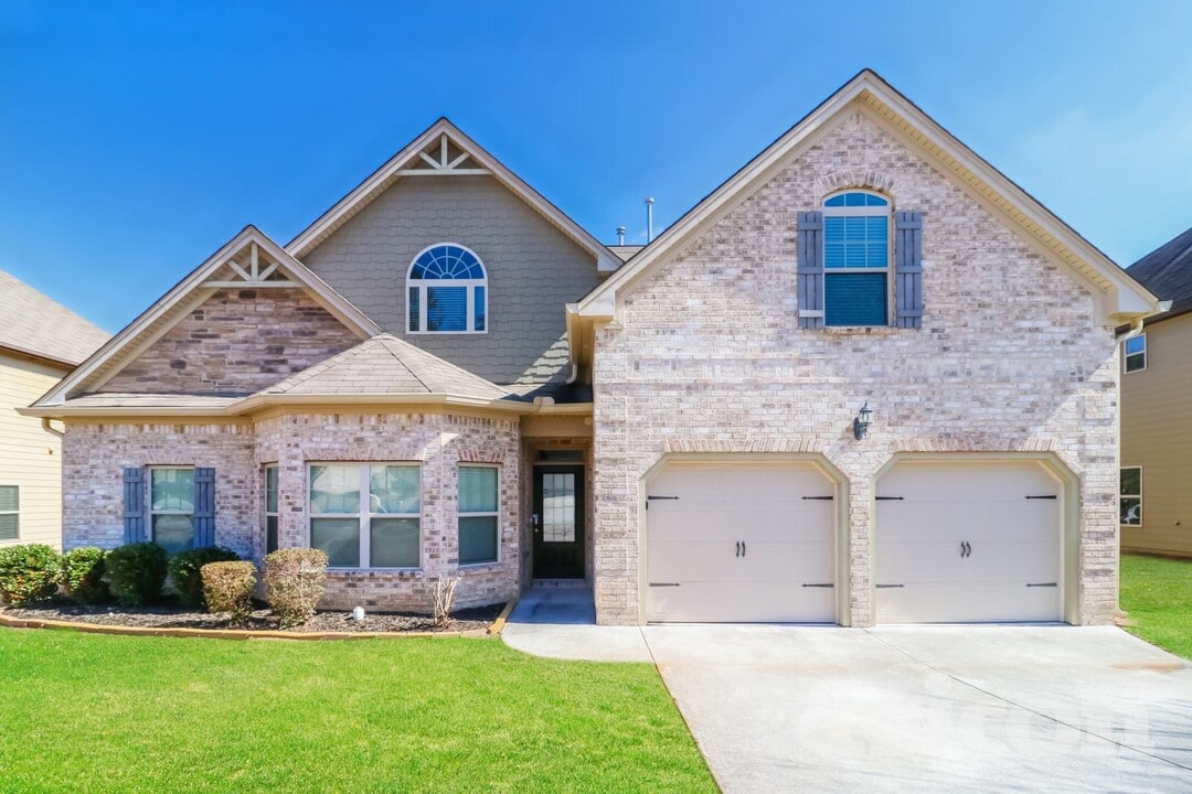 1206 Trophy Clb Ave in Dacula, GA - Building Photo