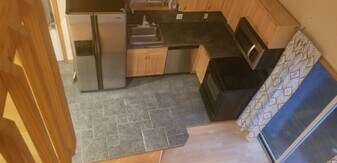 4 Tristan Dr in Farmington, NH - Building Photo