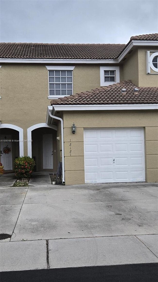 12121 SW 5th Ct