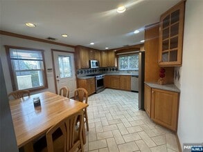 74 Rosemont Ave in Elmwood Park, NJ - Building Photo - Building Photo