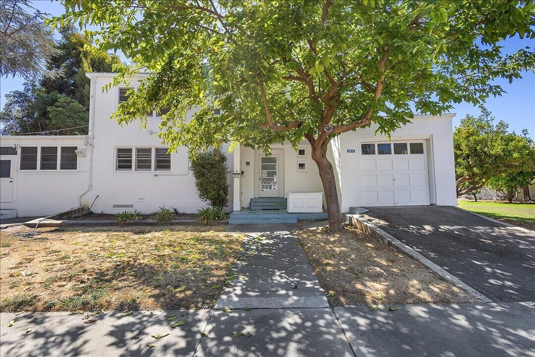 2835 San Pedro Rd in Alameda, CA - Building Photo