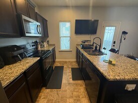 1567 Sprucedale Dr in Nashville, TN - Building Photo