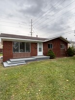 2017 O’Brien Rd in Mount Morris, MI - Building Photo