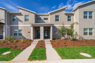 1164 Kingsbarn St in Davenport, FL - Building Photo