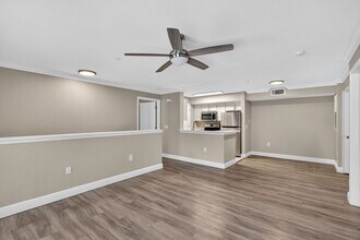 Mer Soleil Apartments in Naples, FL - Building Photo - Building Photo