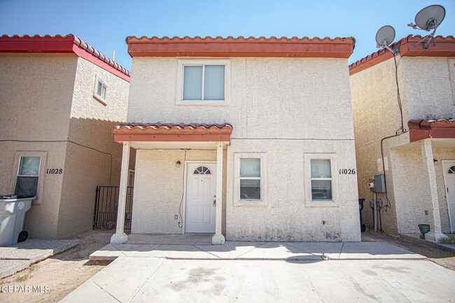 property at 11026 Splendor Ct