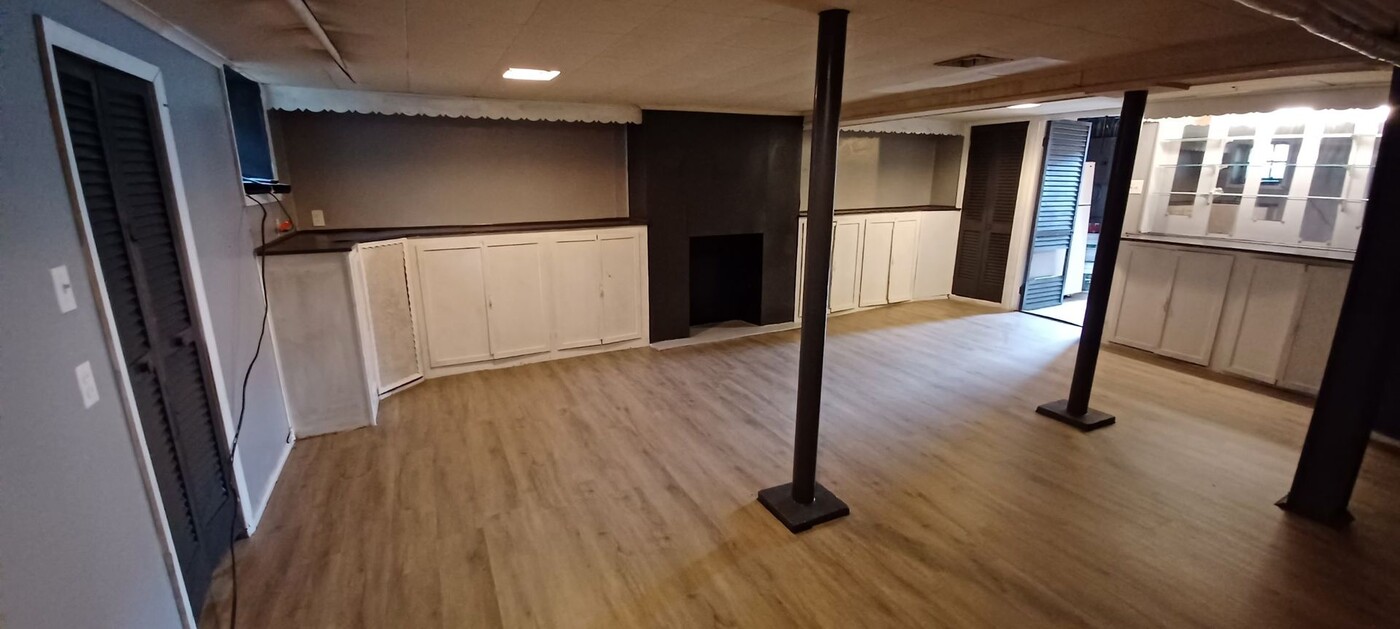 2207 Whittier Ave-Unit -Basement in Baltimore, MD - Building Photo