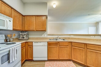 Toscana at Valley Ridge in Lewisville, TX - Foto de edificio - Building Photo