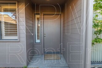 4963 Gadwall Cir in Stockton, CA - Building Photo - Building Photo