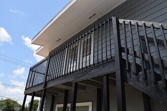 7715 Glover St in Houston, TX - Building Photo - Building Photo