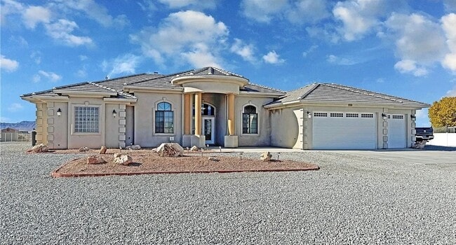 property at 3580 Prairie Ave