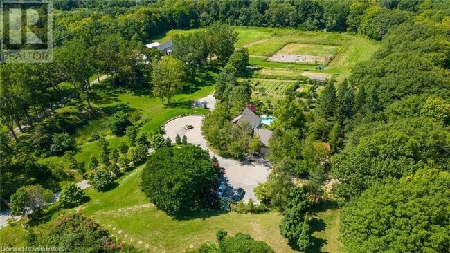 property at 435 York Rd