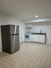 3394 Nadia Loop, Unit Lower Level in Woodbridge, VA - Foto de edificio - Building Photo