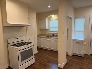 522 Cameron Ave in Dallas, TX - Building Photo - Building Photo