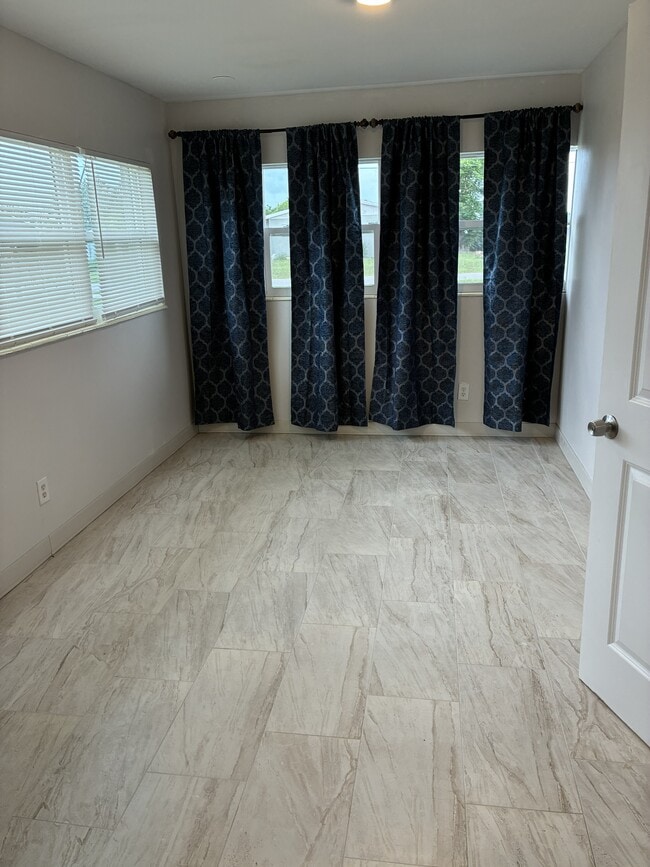 27198 Sunnybrook Rd, Unit Sunnybrook in Punta Gorda, FL - Foto de edificio - Building Photo