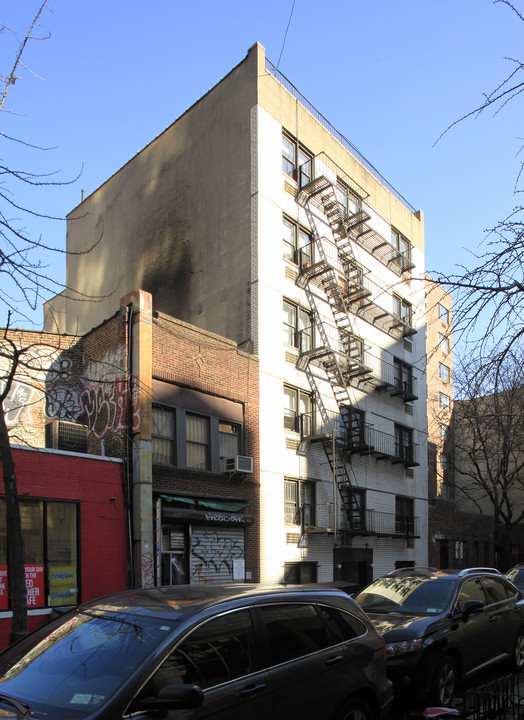 65 Downing St in New York, NY - Foto de edificio