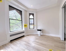 271 Dartmouth St, Unit 2F in Boston, MA - Foto de edificio - Building Photo