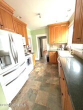 126 Marine St in Beach Haven, NJ - Foto de edificio - Building Photo