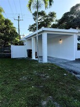 12615 N Miami Ave in North Miami, FL - Building Photo - Building Photo