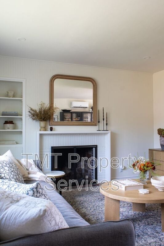 property at 2344-2346 Park Estates Dr