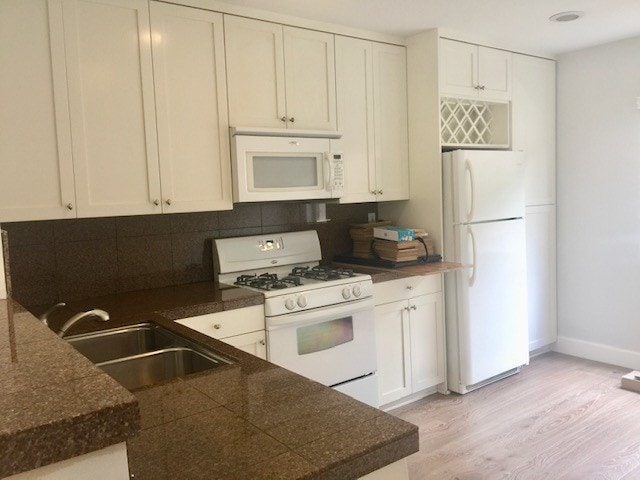 639 4th St, Unit 2 in Hermosa Beach, CA - Building Photo - Building Photo