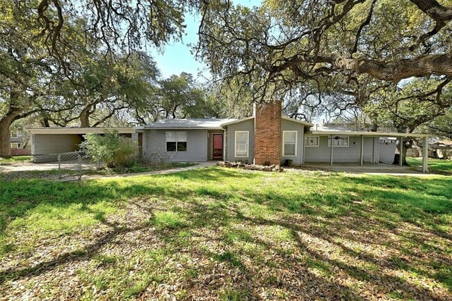property at 810 S Center St
