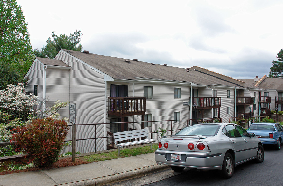 West Hill Apartments in Winston-Salem, NC - Building Photo