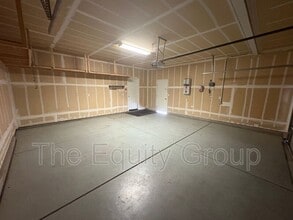 914 Legend Dr in Lemoore, CA - Building Photo - Building Photo