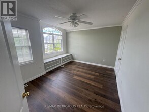 770 Brandenburg Blvd in Waterloo, ON - Building Photo - Building Photo