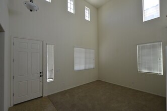 1680 W Swan Pl in Chandler, AZ - Building Photo - Building Photo