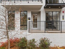 1274 Longreen Ter NW in Atlanta, GA - Building Photo