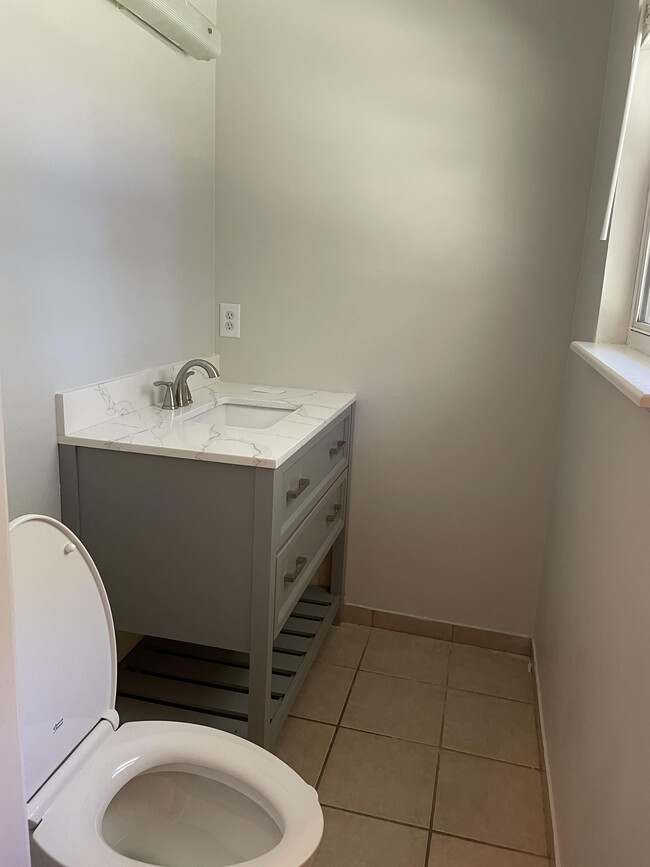 property at 607 SE 10th St