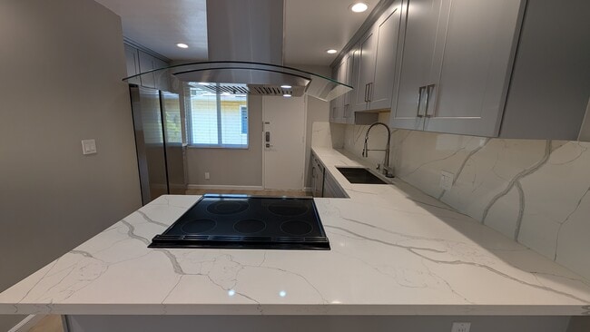 676 Grand Fir Ave, Unit Apt #3