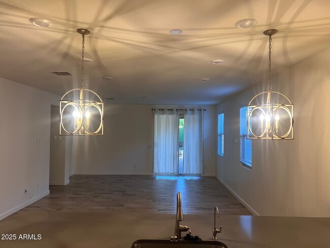 4040 E Hoot Owl Trail in Cave Creek, AZ - Building Photo - Building Photo