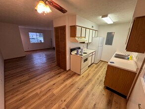 1017 Indian St in Saint Paul, NE - Building Photo - Building Photo