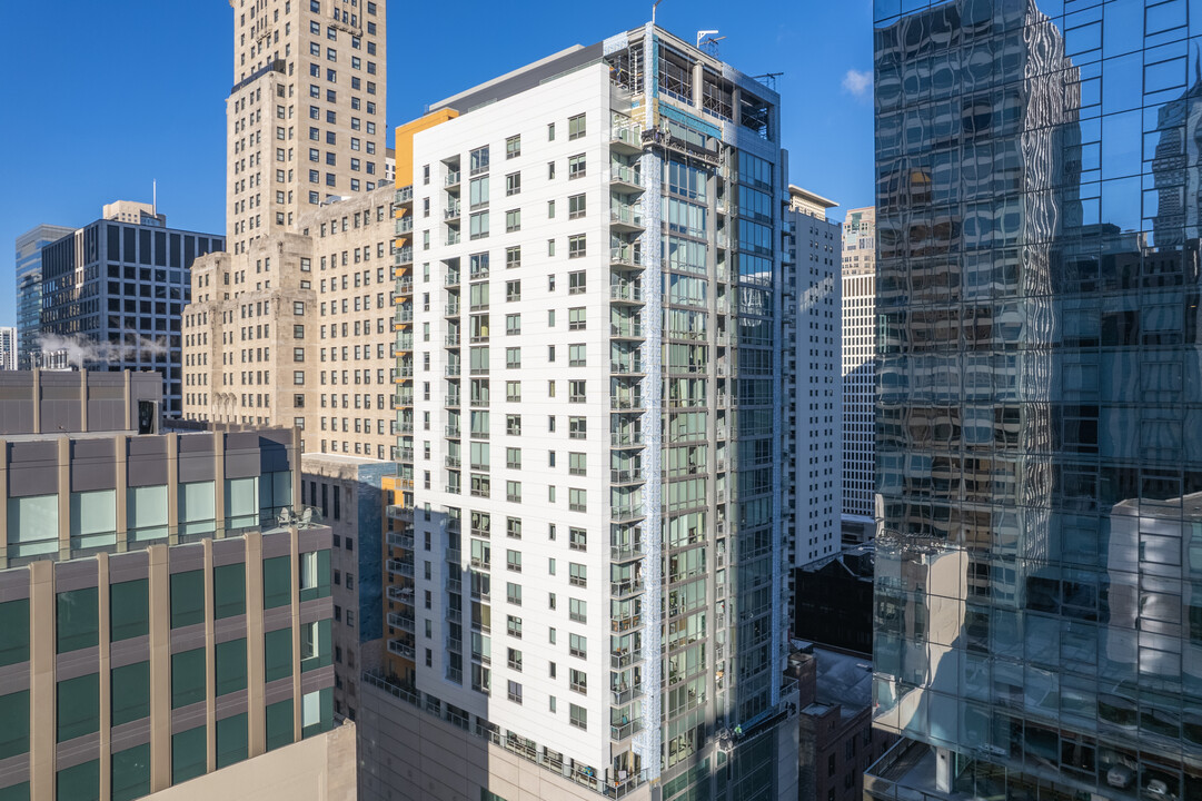 Avenue East in Chicago, IL - Foto de edificio