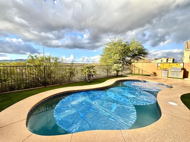 13743 N High Mountain View Pl in Tucson, AZ - Building Photo - Building Photo