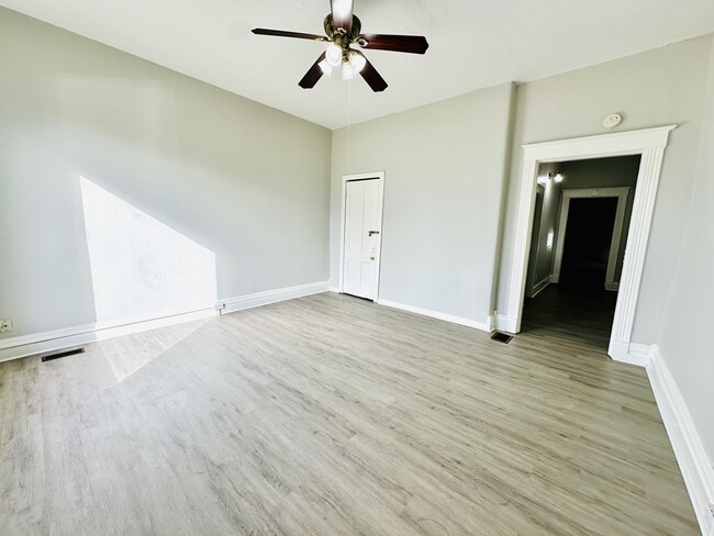 property at 2823 Garfield Ave