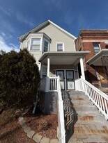 3026 E 80th St in Chicago, IL - Building Photo