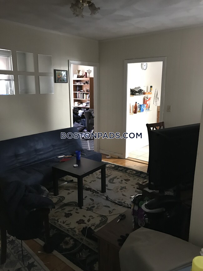103 Gordon St in Boston, MA - Building Photo - Building Photo