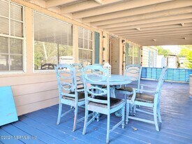 7631 Timberwood Dr in Jacksonville, FL - Building Photo