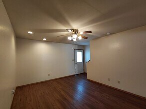 24950 Scenic Dr in Waynesville, MO - Building Photo - Building Photo