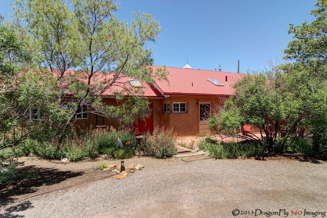 1854 Griegos Rd NW in Albuquerque, NM - Building Photo