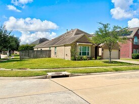 19003 Piper Hill Ln in Cypress, TX - Building Photo