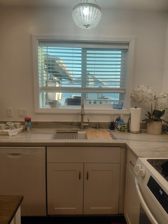 959 St Mary Ave in Cayucos, CA - Building Photo - Building Photo