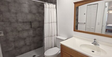 6519 W Newberry Rd in Gainesville, FL - Building Photo - Building Photo