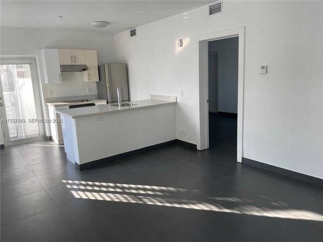 1600 Euclid Ave in Miami Beach, FL - Building Photo - Building Photo