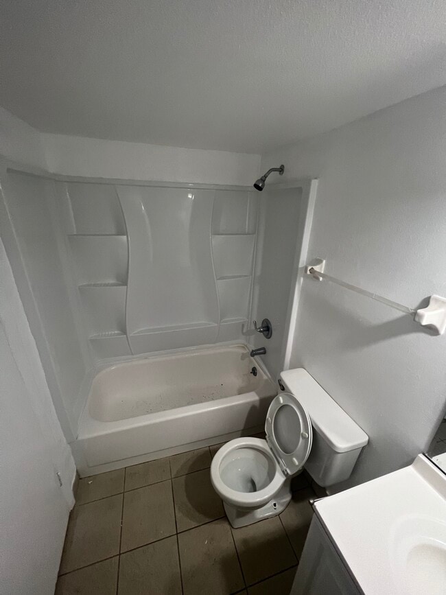 468 Banyon Tree Cir, Unit 202 in Maitland, FL - Building Photo - Building Photo