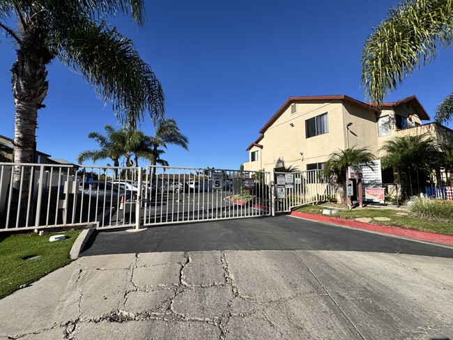 Meadows Of Chula Vista - Senior Apartments in Chula Vista, CA - Building Photo - Building Photo